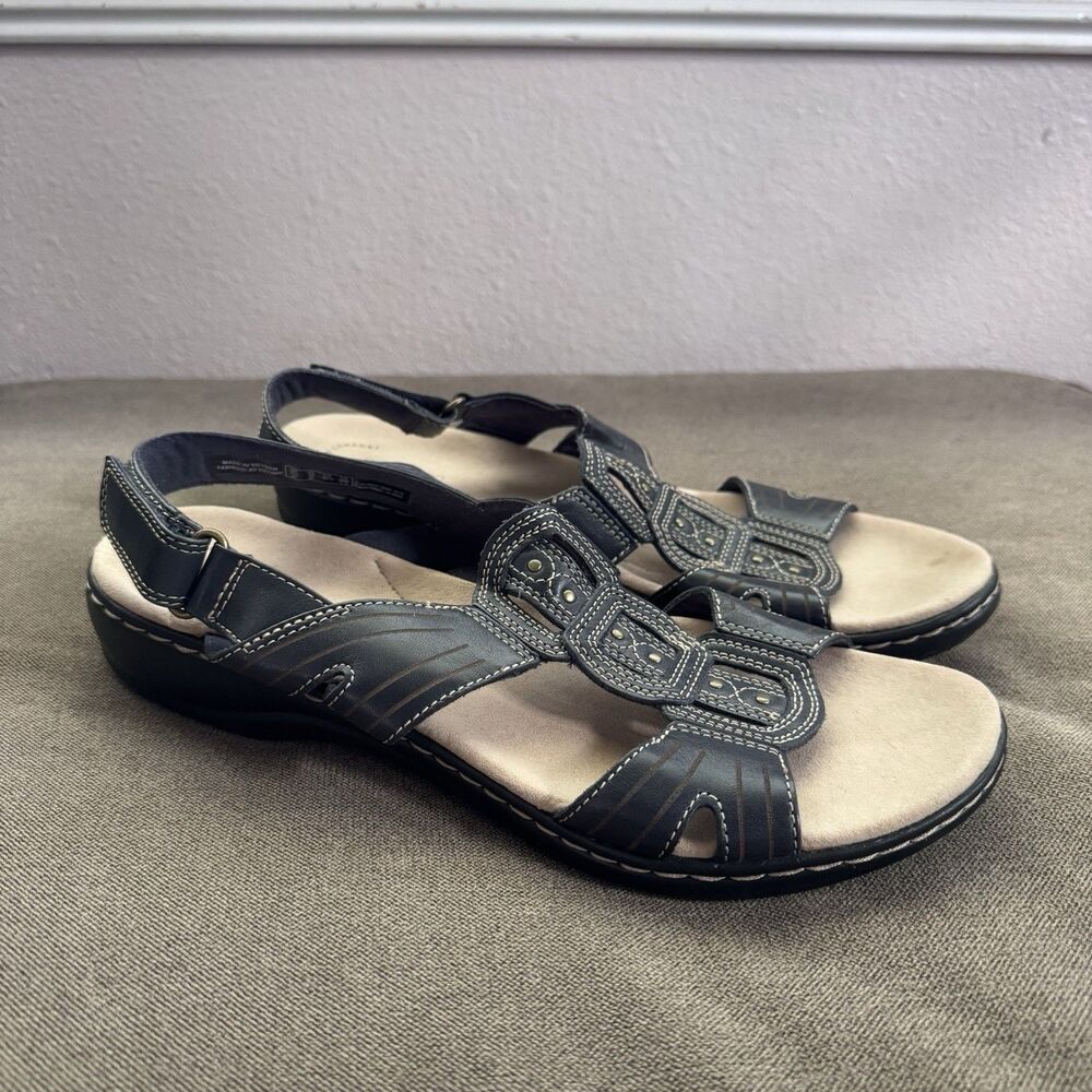 Clarks Leisa Vine Women's Size 10M Black T Strap Leather Adjustable Comfort